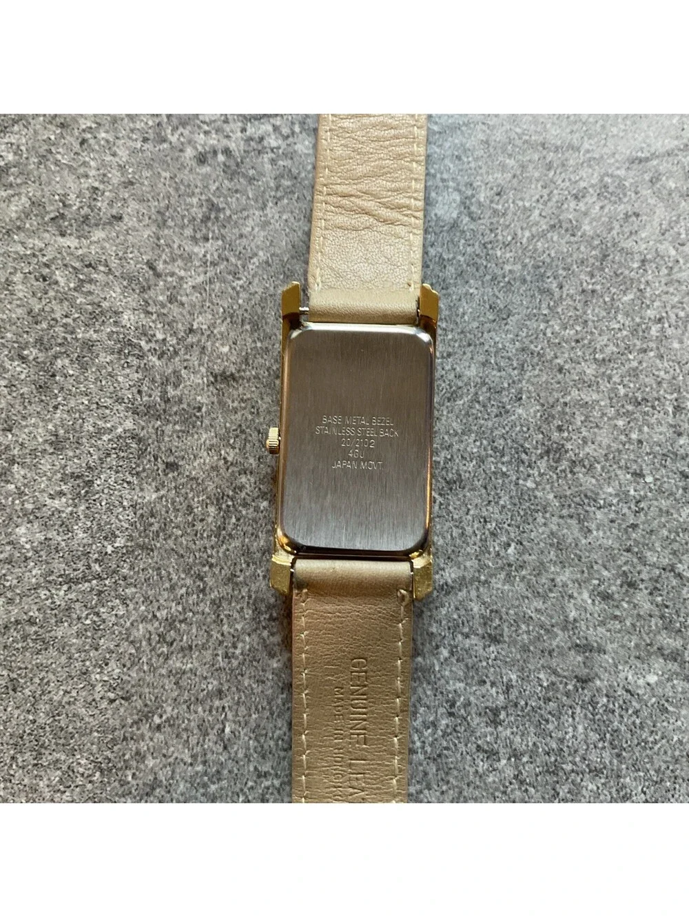 Rare Vintage Armitron 20/2102 23mm Curved Case Women's Watch Leather Band B-E